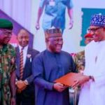 ABDUL-SAMAD-RABIU-RECEIVES-NIGERIAN-ARMY-RECOGNITION-AWARD-1