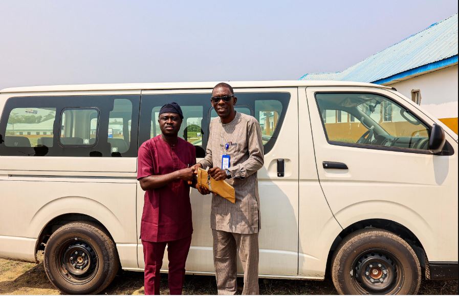 SIFAX CEO Commends Gerar University for Infrastructure Development, Contributes Bus Donation.