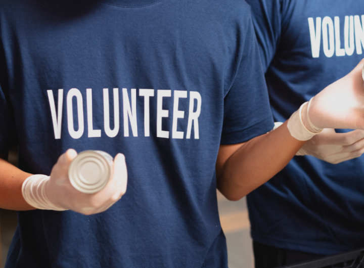 BEAUTIFUL! 8 Inspiring Stories of Volunteers Who Made a Difference