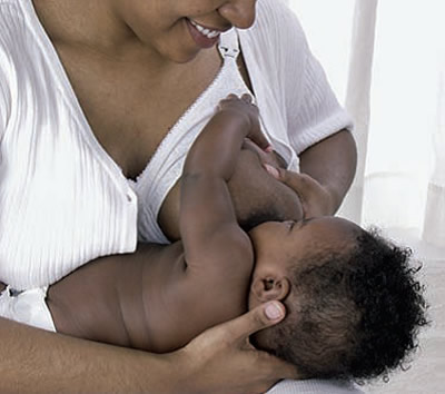 On World Breastfeeding Week, UNICEF and WHO call for equal access to breastfeeding support.