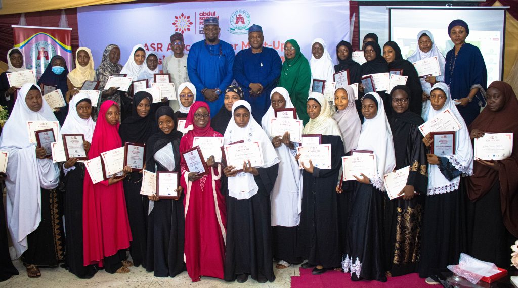 ASR AFRICA CONFERS ‘THE ABDUL SAMAD RABIU ACHIEVERS AWARD' ON MENTEES OF ITS MENTORSHIP PROGRAM FROM THE AL-QALAM UNIVERSITY