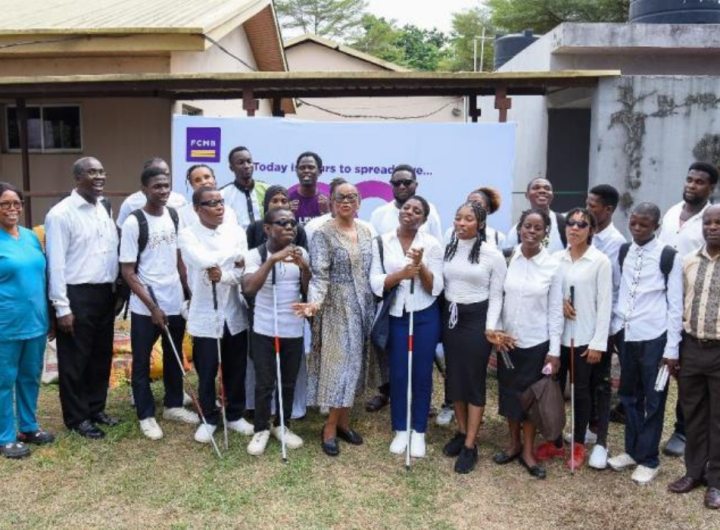 Group photo with visually impaired people