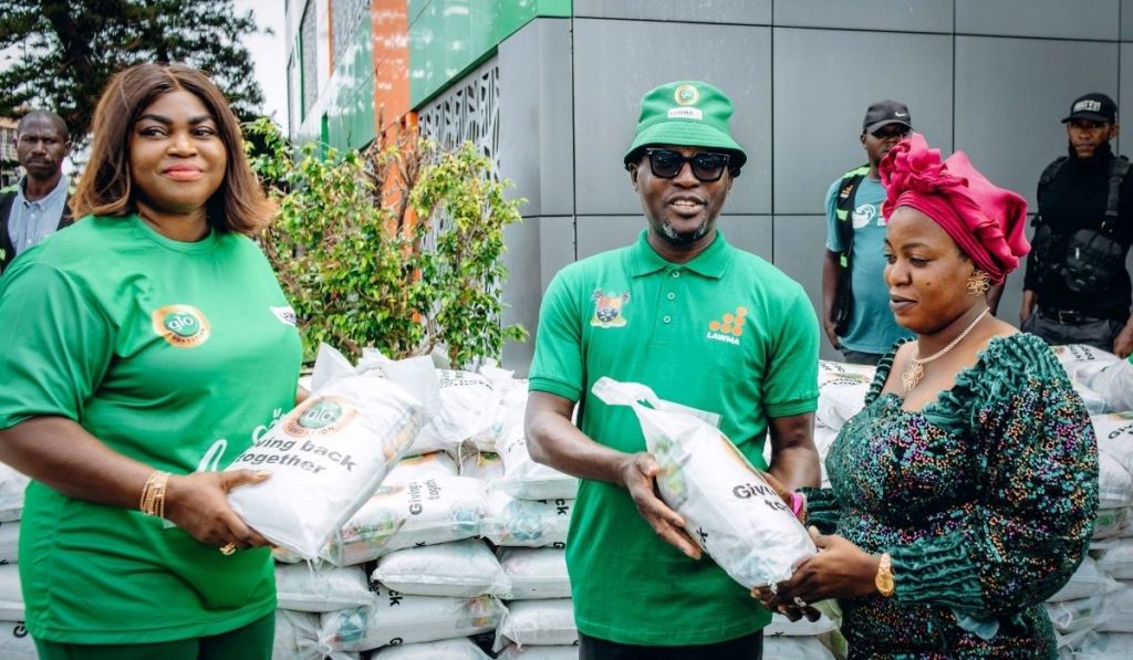 Group photo at Globacom and LAWMA CSR Celebration