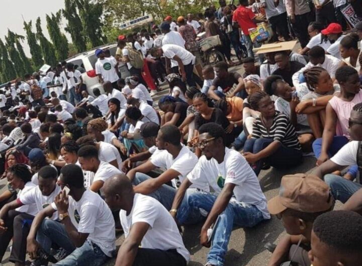 Group of youths at the Jobberman training