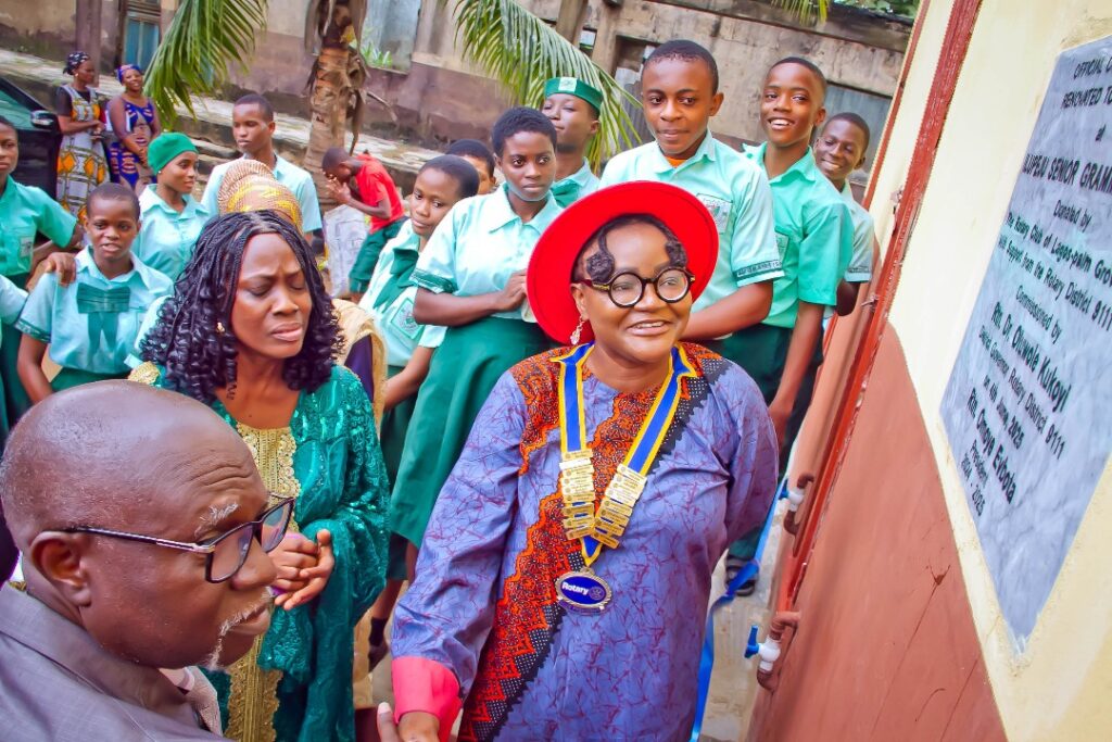 ROTARY CLUB OF LAGOS PALM GROVE ESTATE CELEBRATES 17 YEARS OF IMPACT WITH MAJOR DISTRICT GRANT PROJECT LAUNCH