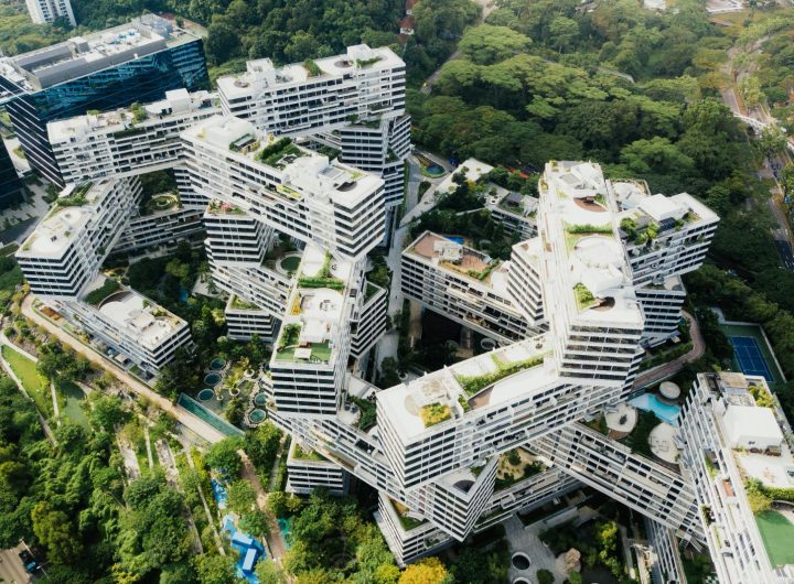 Green buildings in a neighbourhood