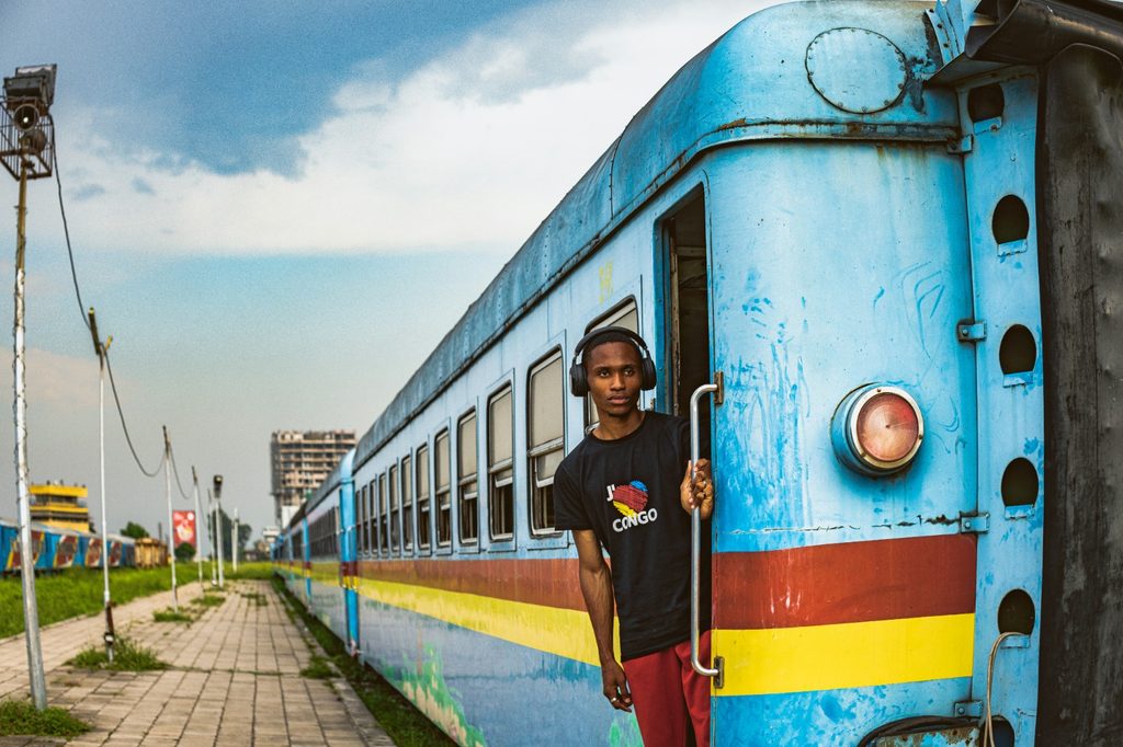 Congo train with youth