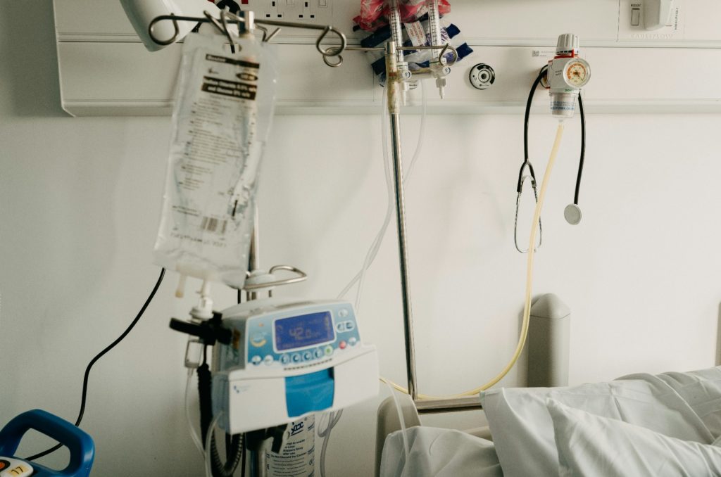 Kidney dialysis machine