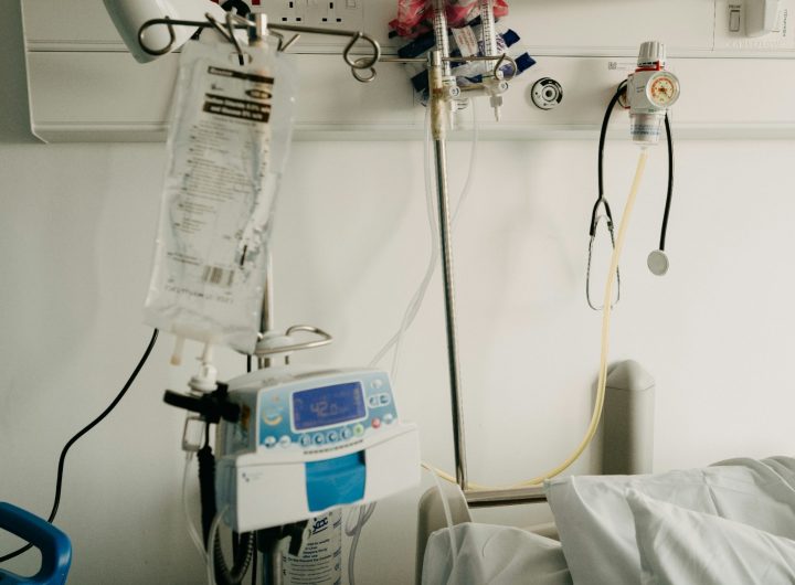 Kidney dialysis machine